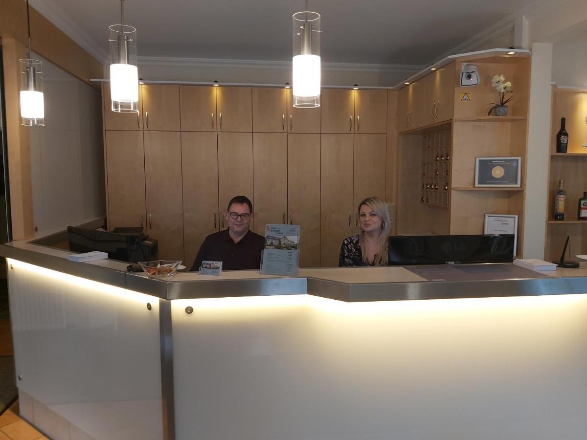 Hotel Montana Limburg リンブルク・アン・デア・ラーン エクステリア 写真