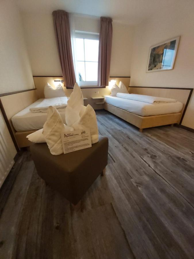 Hotel Montana Limburg リンブルク・アン・デア・ラーン エクステリア 写真