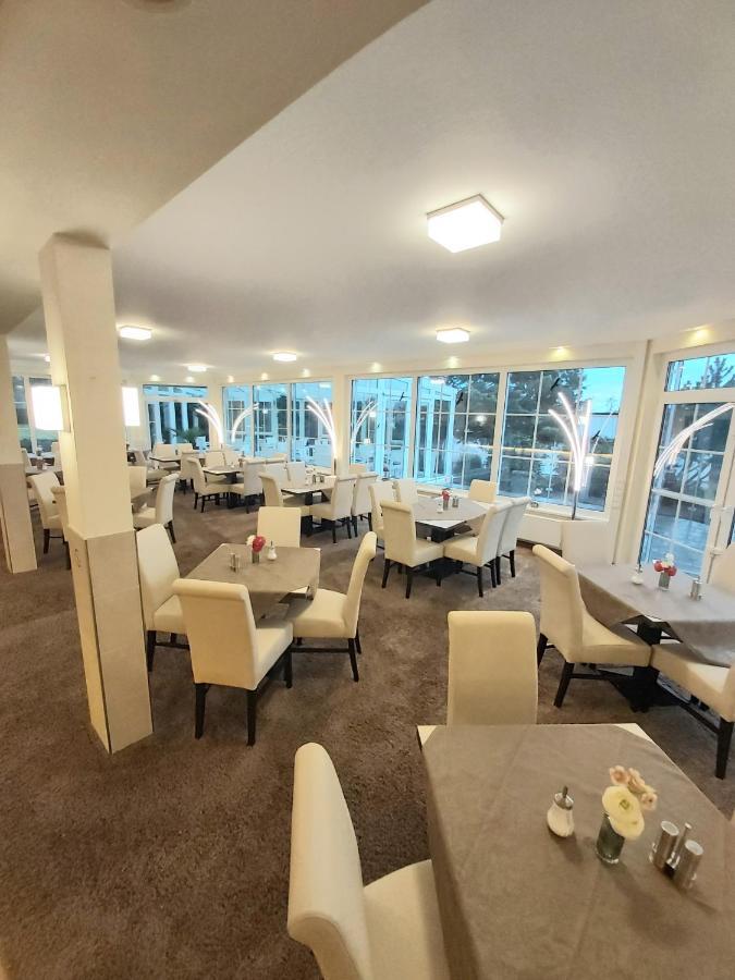 Hotel Montana Limburg リンブルク・アン・デア・ラーン エクステリア 写真